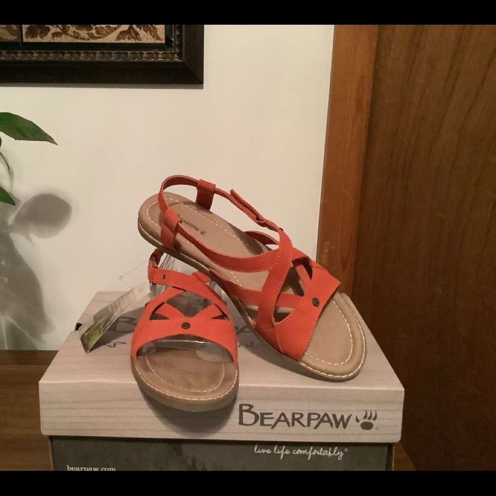 Ladies Bear Paw